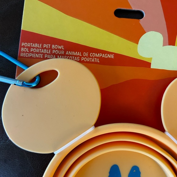 Brand new Disney water bowl and 4ft lead and collar - Picture 3 of 8
